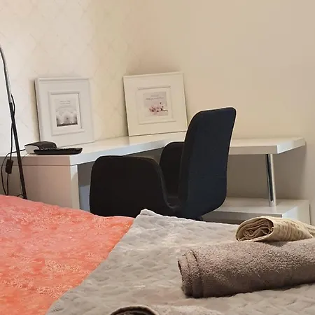 Kaunis Valoisa 3 Krs Pikkukaksio Koivukylae 公寓 万塔