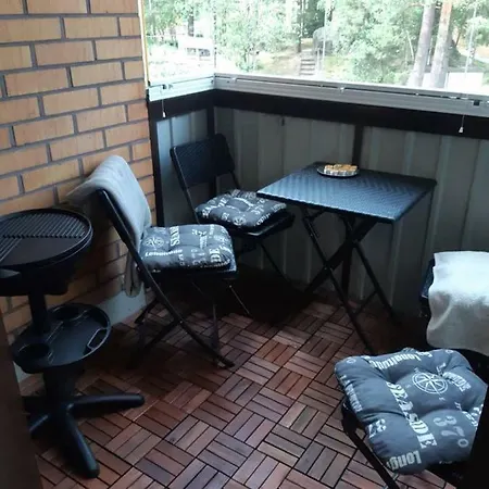 Lejlighed Kaunis Valoisa 3 Krs Pikkukaksio Koivukylae Vantaa