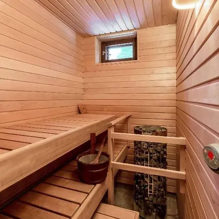 Kaunis Valoisa 3 Krs Pikkukaksio Koivukylae Apartman