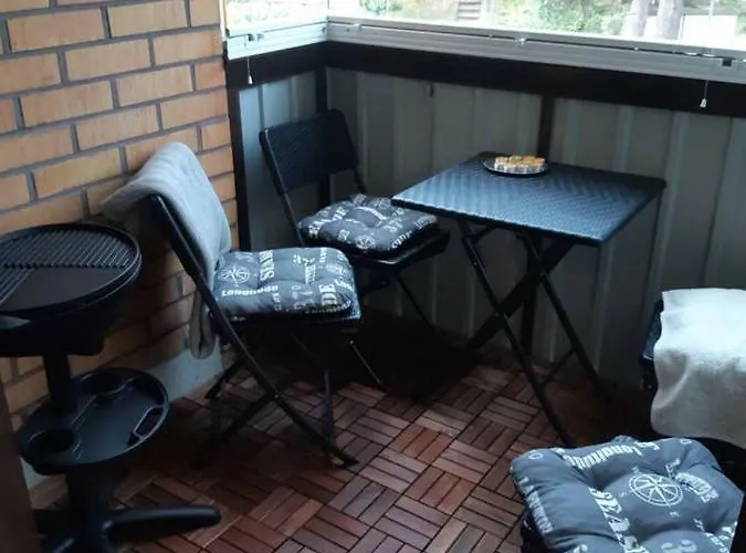 Apartament Kaunis Valoisa 3 Krs Pikkukaksio Koivukylae Vantaa